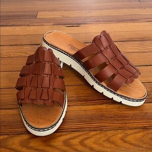 Bearpaw Huarache Timeless Brown Woven Leather Platform Boho Sandals - Size 8